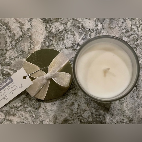 Pier 1 Magnolia Blooms Candle - Picture 9 of 9